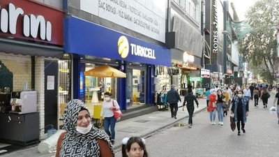 Skandal! Kadın müşteriye hakaret ederek kovdular!